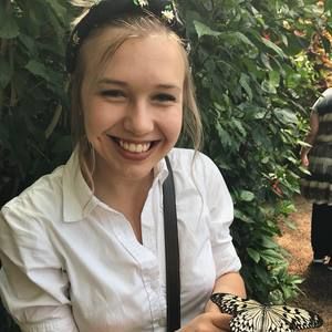 Meet your Posher, Katelyn